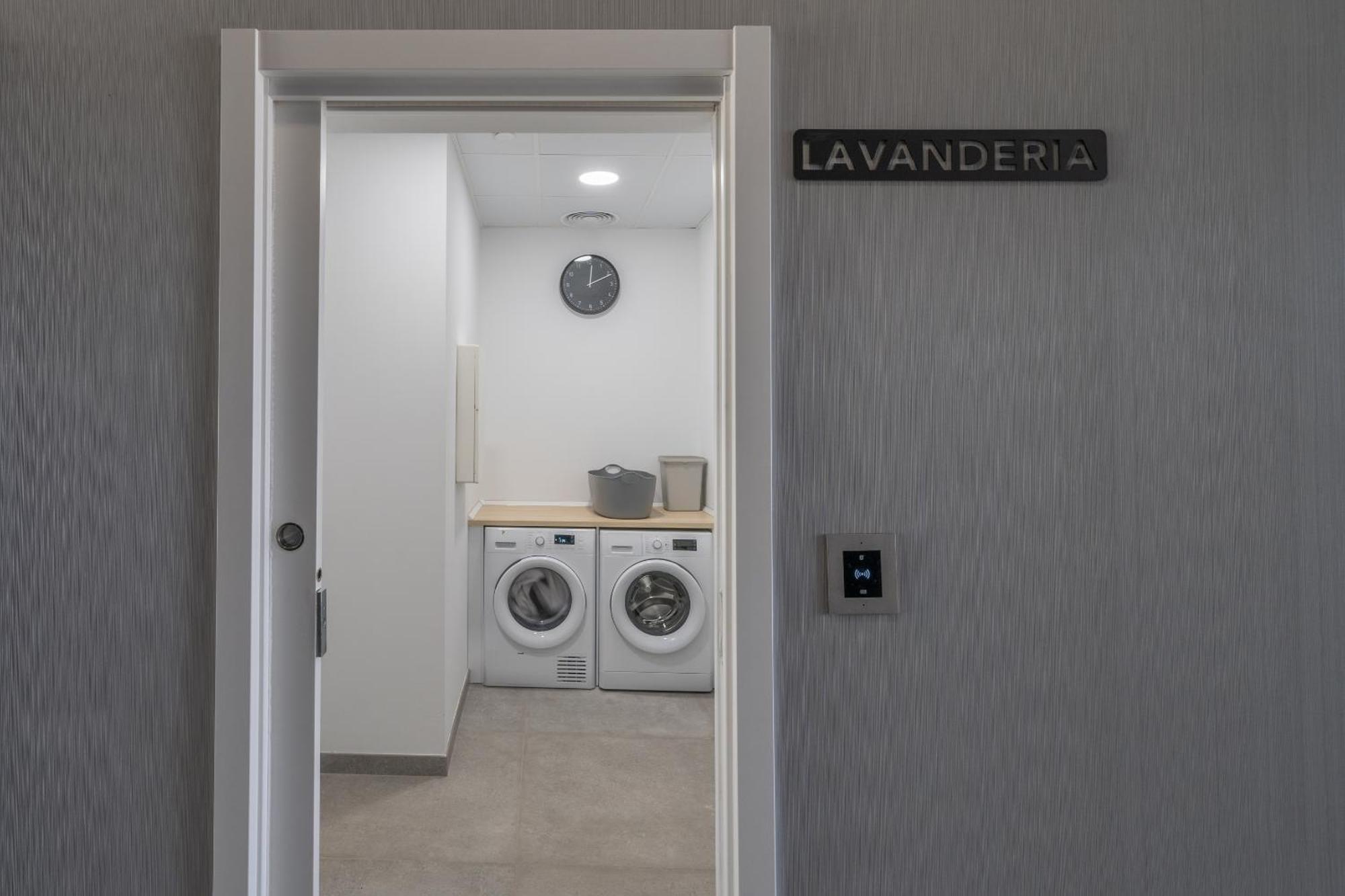 Ferienwohnung Xpce Urban 3 Malaga Skyline - Parking Free Exterior foto