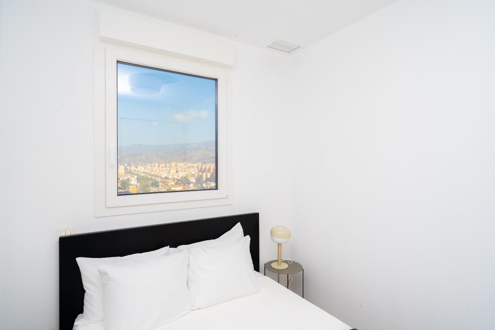 Ferienwohnung Xpce Urban 3 Malaga Skyline - Parking Free Exterior foto
